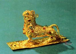 东汉累丝镶嵌金辟邪