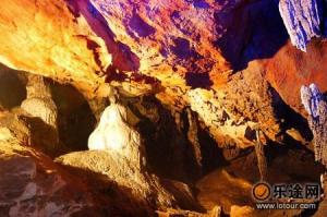 丰顶山庄下溶洞