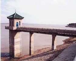 新立城水库