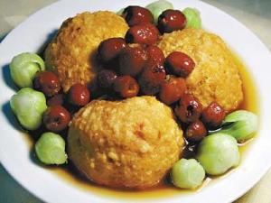 四方团圆贺年饭