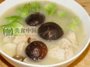 上汤娃娃菜烩群菇