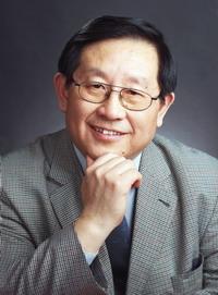 万钢