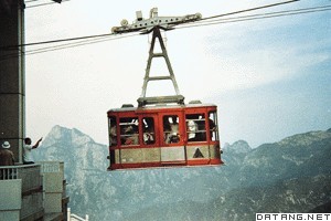 中国泰山往复式客运索道
