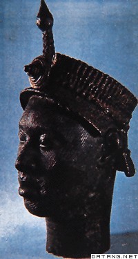 《国王头像》（雕刻）