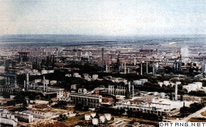 大庆石油化工总厂炼油厂鸟瞰