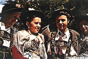 身着民族服装的德意志人